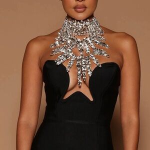 Elegant Rhine stone and Silver Statement Necklace
